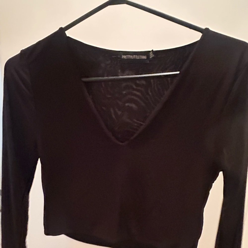 PrettyLittleThing Black Fitted Crop Blouse